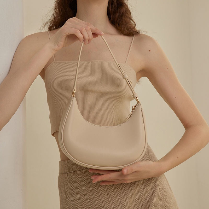 Palais Underarm Shoulder Bag